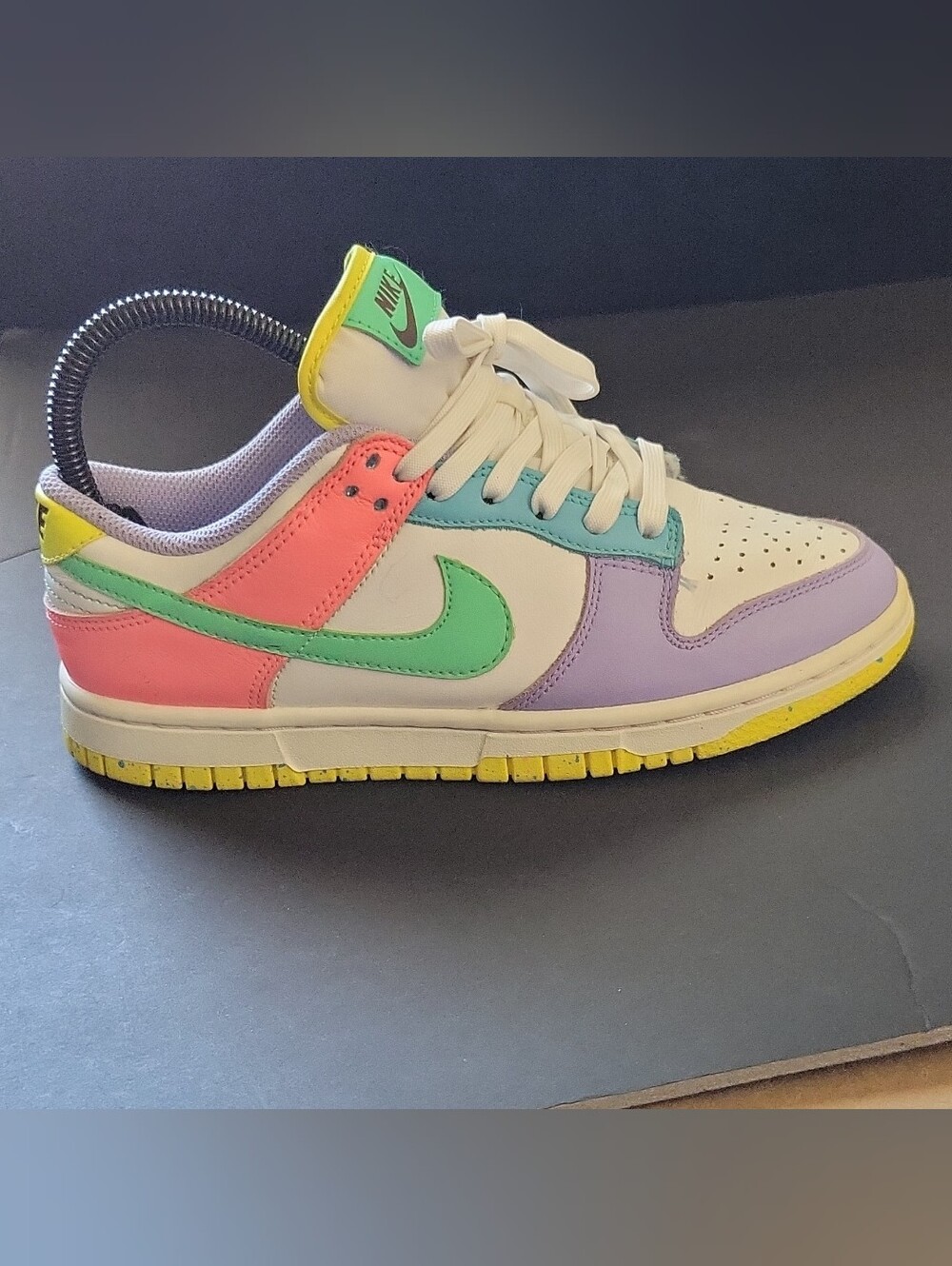 Nike Dunk Low SE Easter Candy DD1872-100 /Size 6 (W) White/Green Glow/Sunset